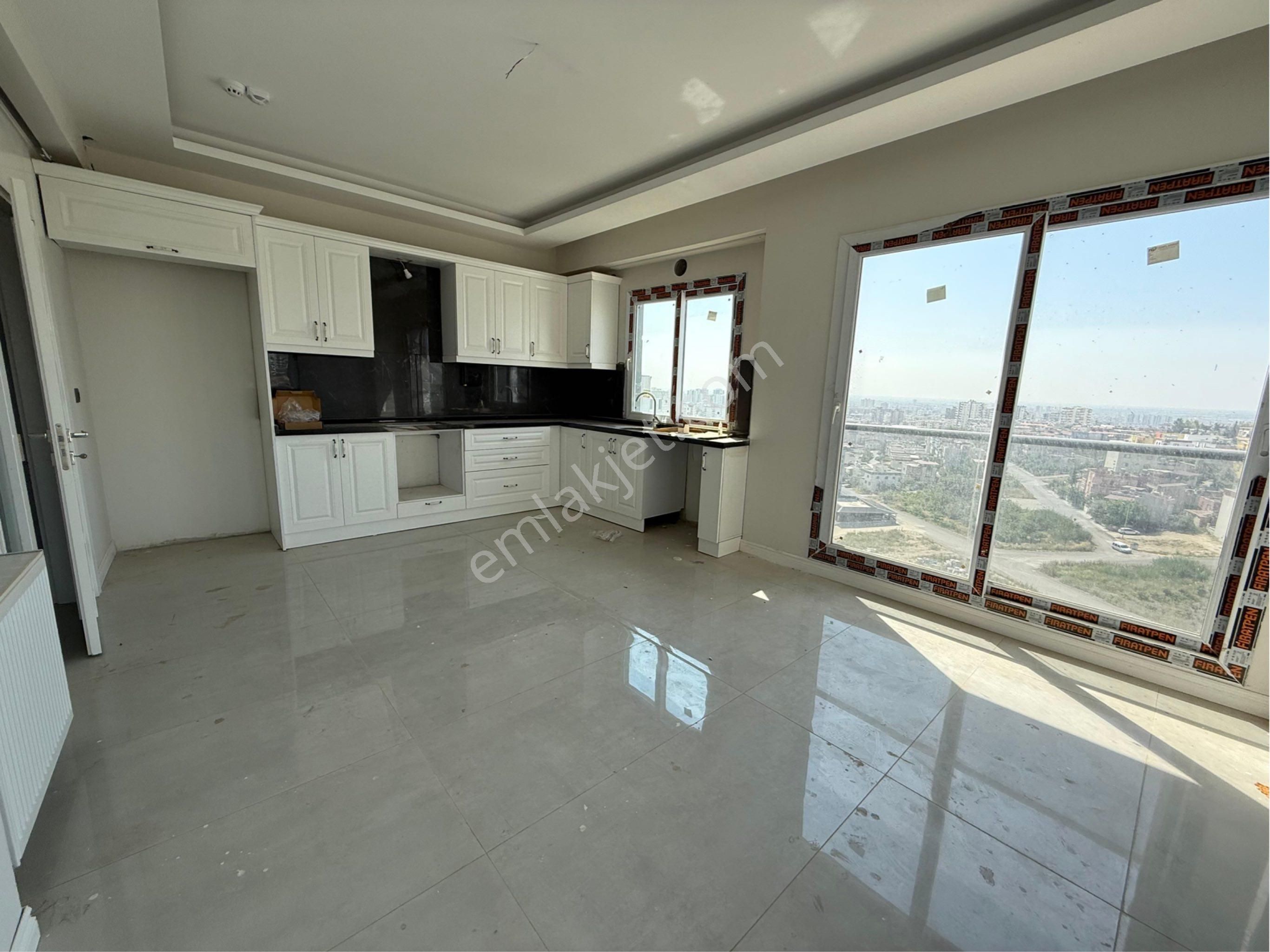 Ergenekon Mahallesi Toprak Nur Sitesi’nde Satılık Daire