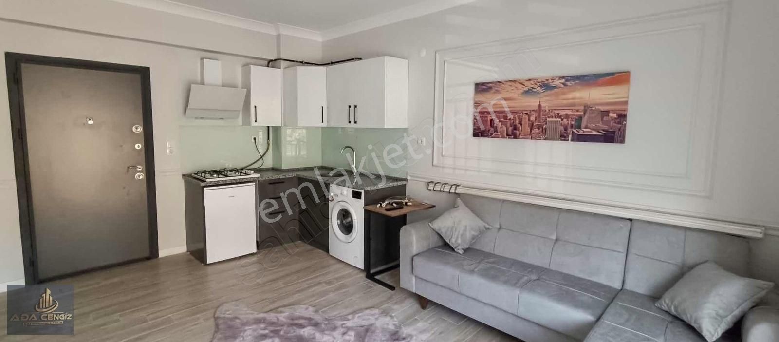 Merkezi Lokasyonda 1+1 Full Eşyalı Lüks Kiralık Daire