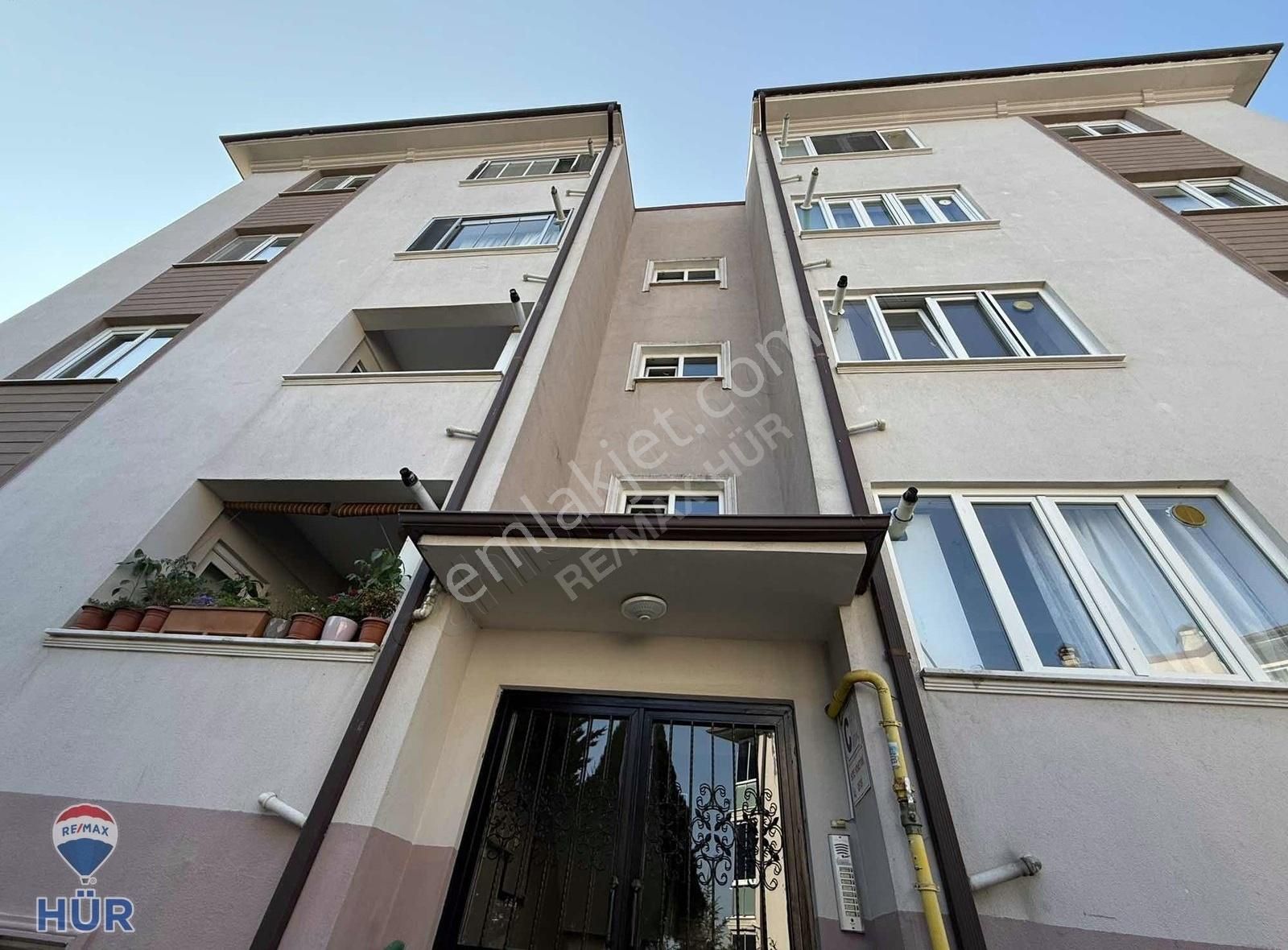 Remax Ümit Doğan -kiralık Daire Valilik Yakını