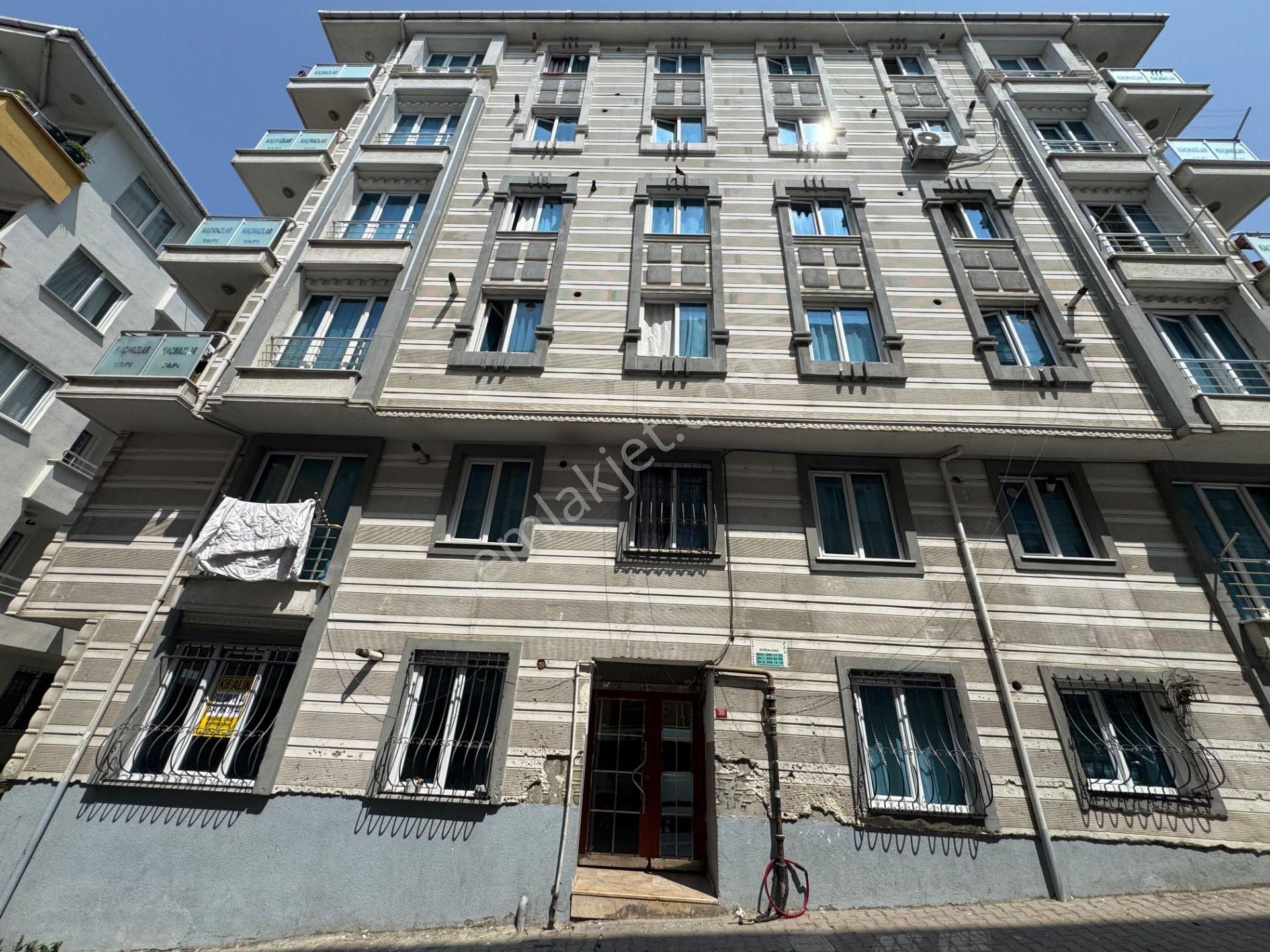 Süleymaniye Mahallesi 1+1 Düzgiriş Kiralık Daire Girişkat!