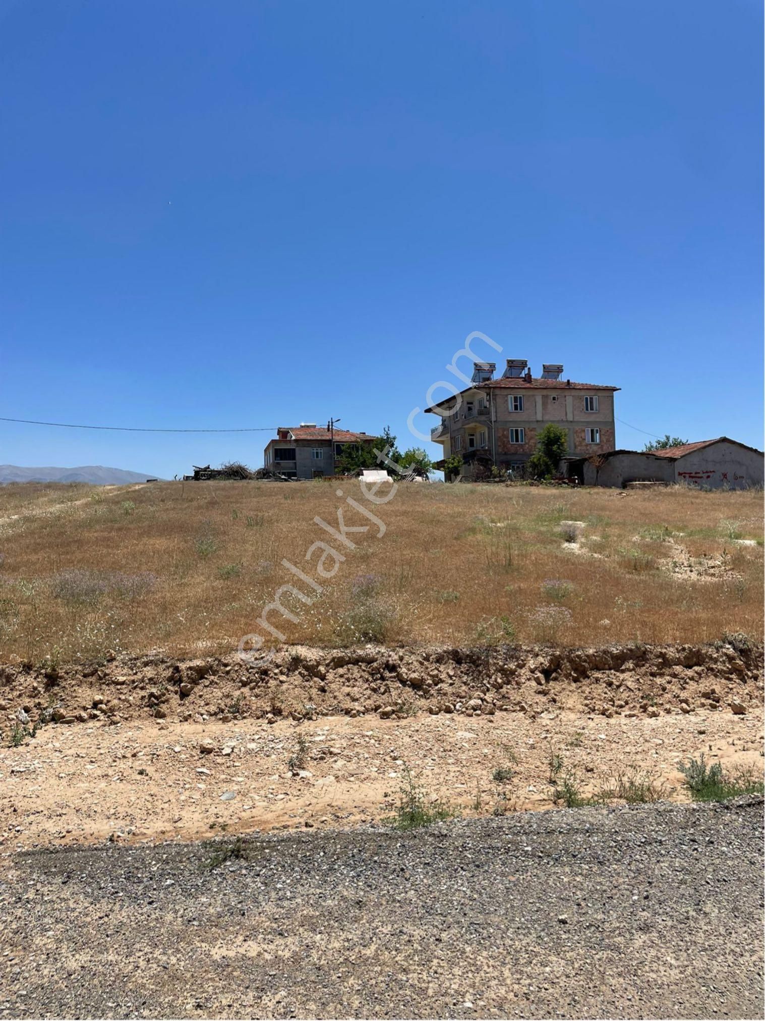 Arıkandan Kuzey Çevreyoluna Cephe 3. Kata İmarlı Arsa