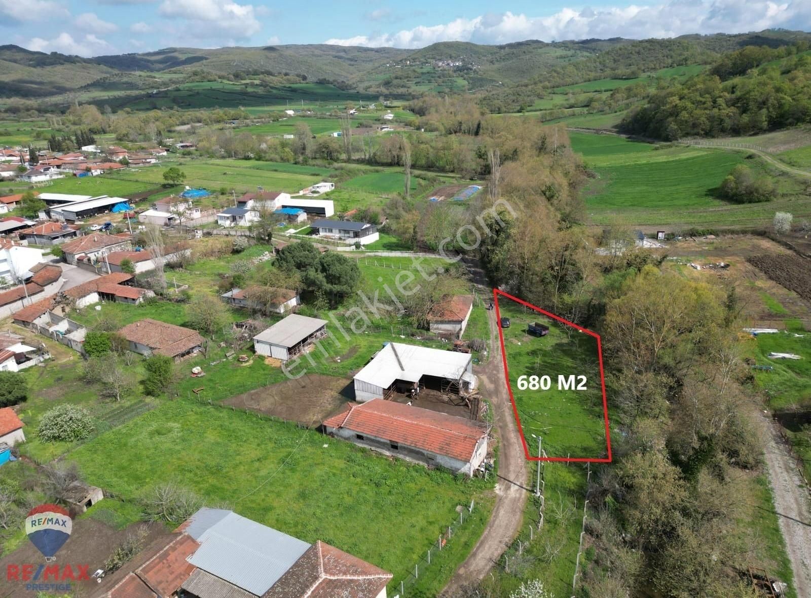 Gönen Tütüncü Mahallesi'nde Projesi Hazır 680 M2 Satılık Arsa
