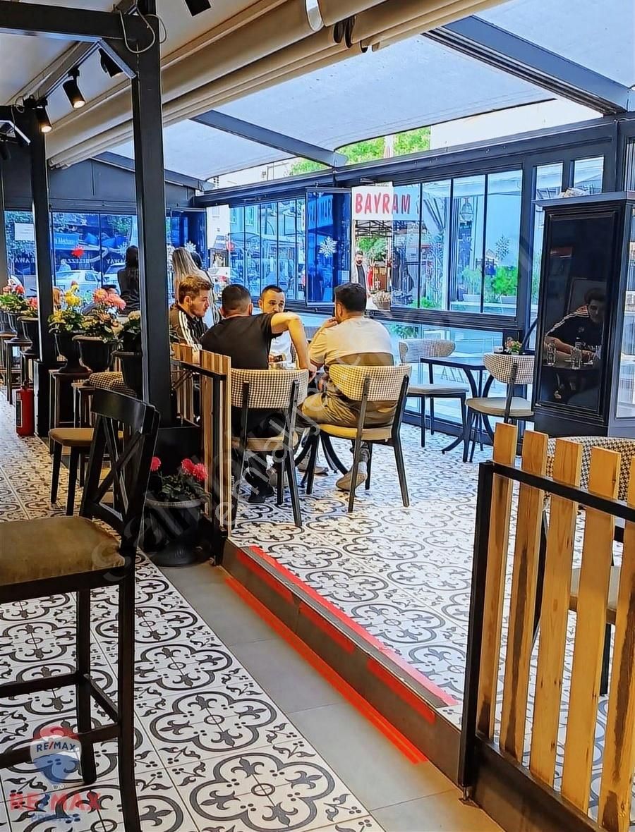 Acil Satılık Kafeler Sokağında Hazır Kurulu Kafe