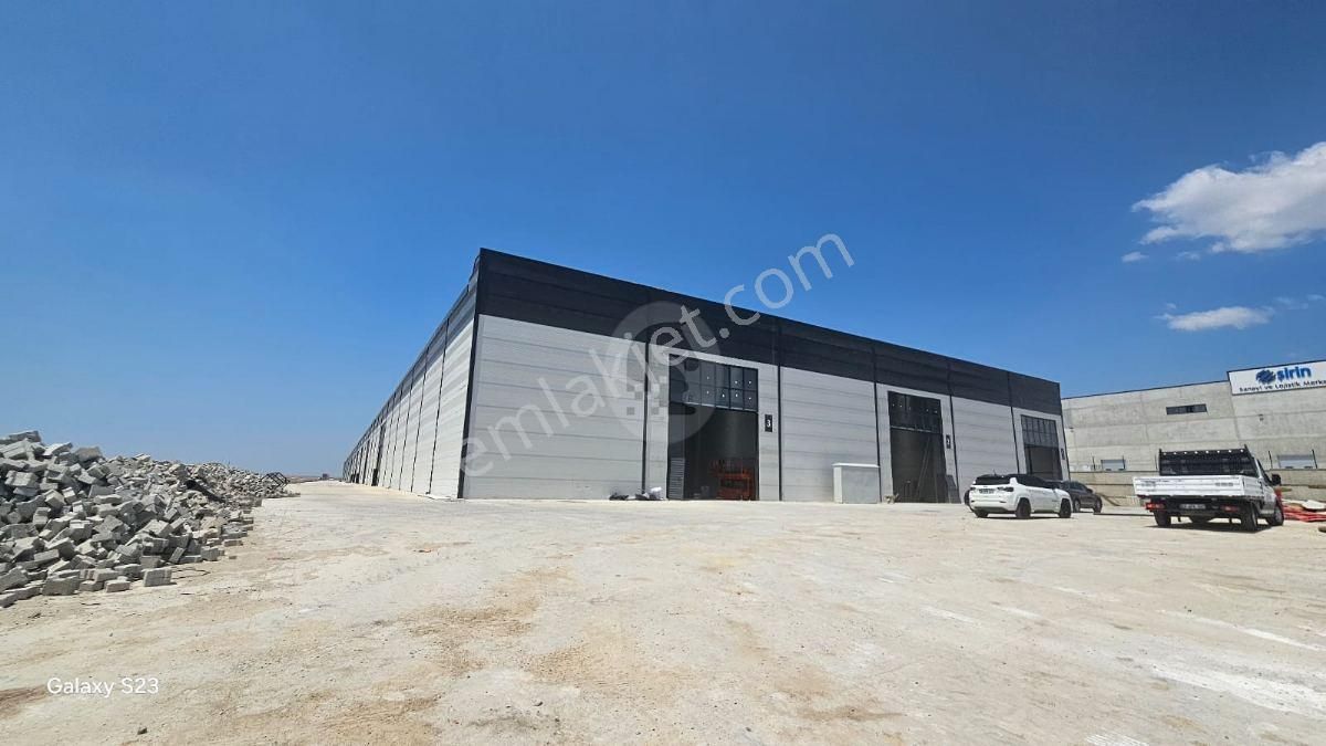 Tabela Değeri Yüksek Kiralık İskanlı Fabrika Binasi