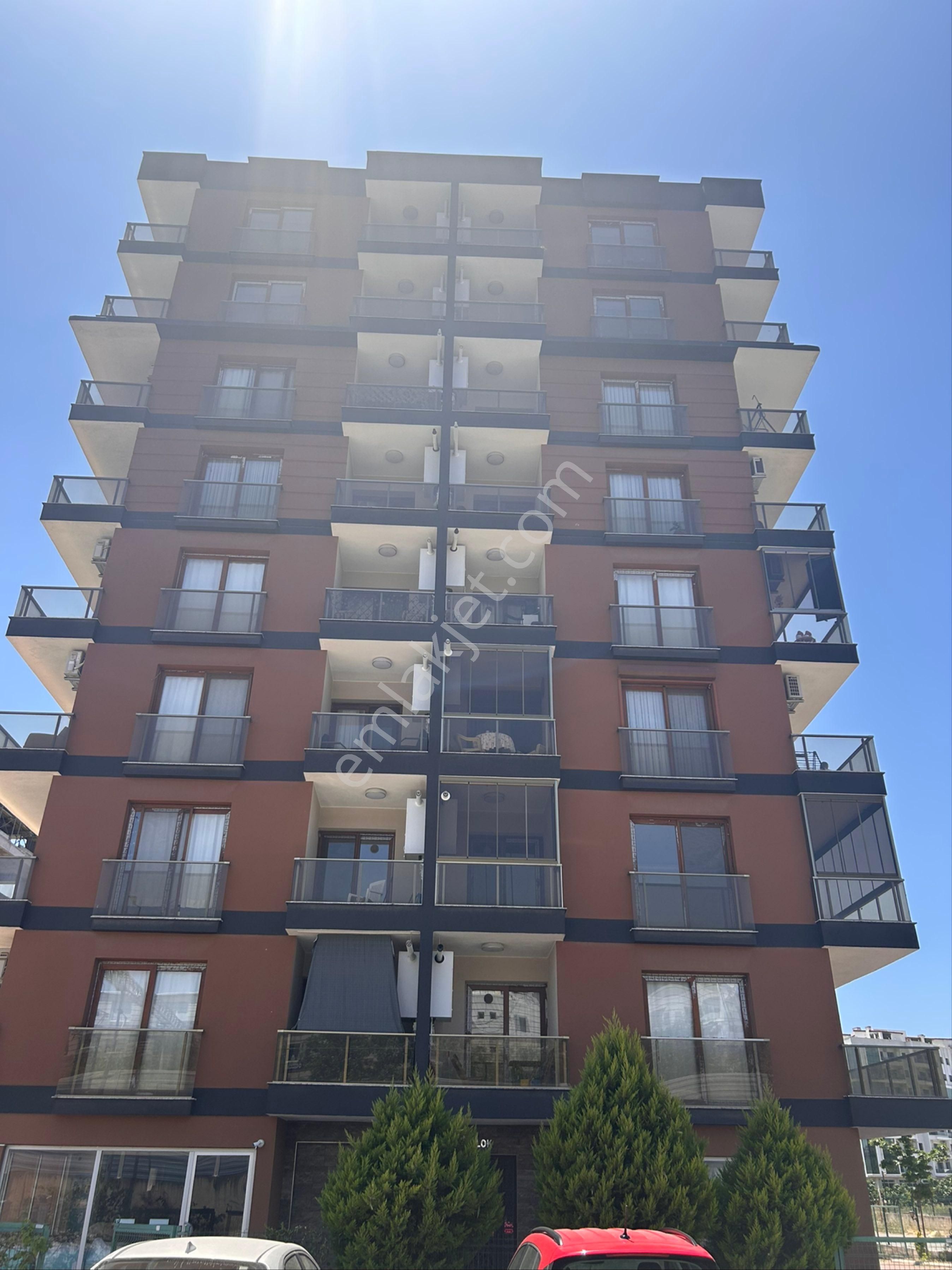 Ataşehirgiyinmeodalı Tramvay İzban Yakını 3+1 Geniş Ferah Kiralık Daire