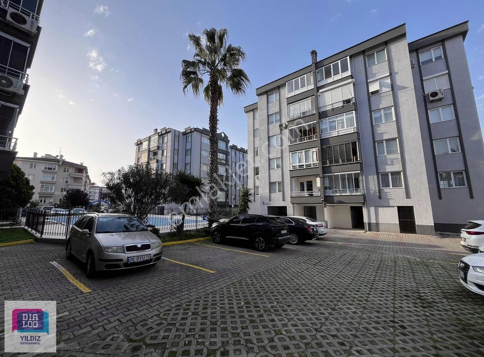 Dialog Yıldız / Güzelyalı Deniz Manzaralı, Site İçinde 3+1