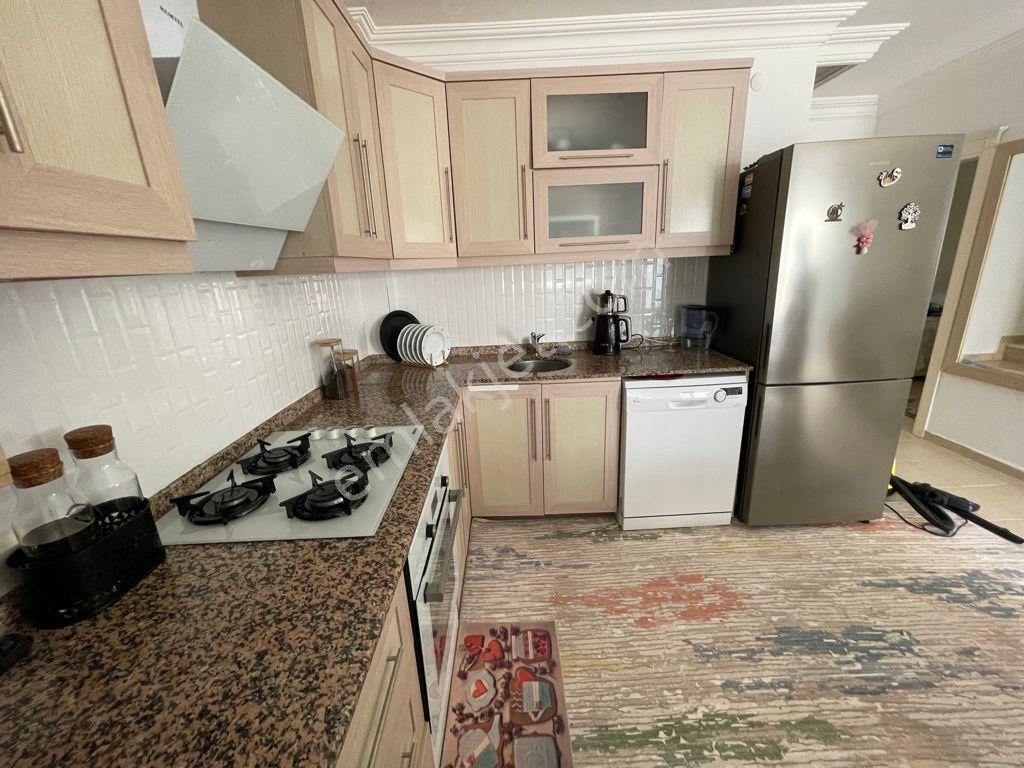 Alanya Türklar Mah. Denize Yakin Satılık Havuzlu 3+1 Villa - Görsel 6