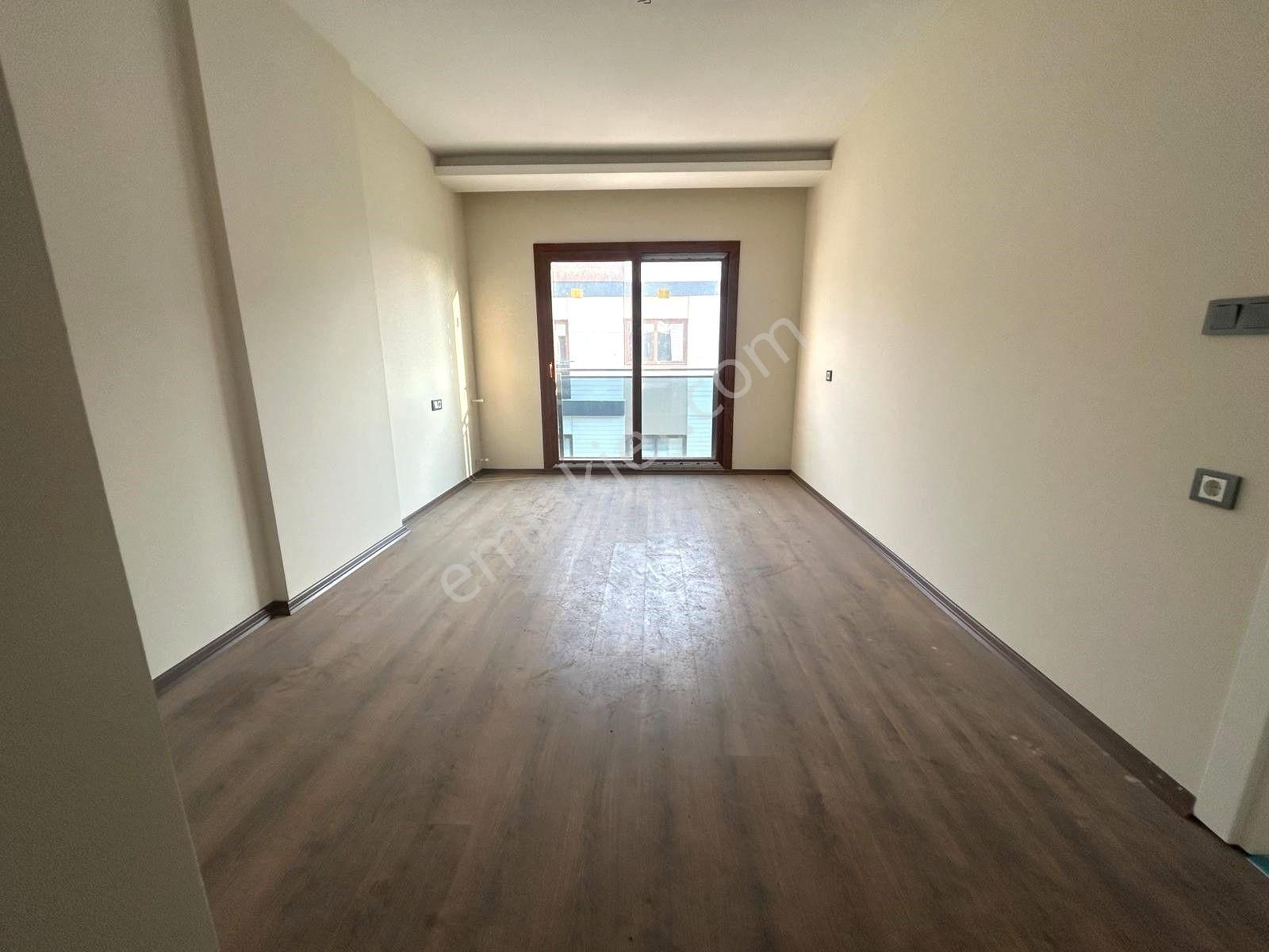 Kavaklı Mahallesinde Tarsus Ck Emlak'tan 106m2 2+1 Kiralık Daire