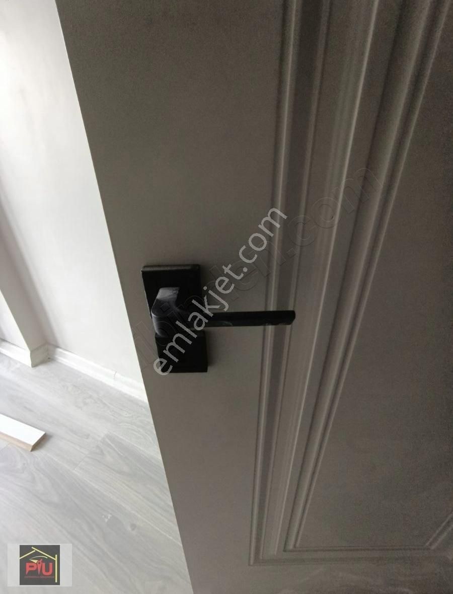Beyazşehir De Satılık 4 * 0 ( 170 M2 ) Ultra Lüks Emsalsiz Daire