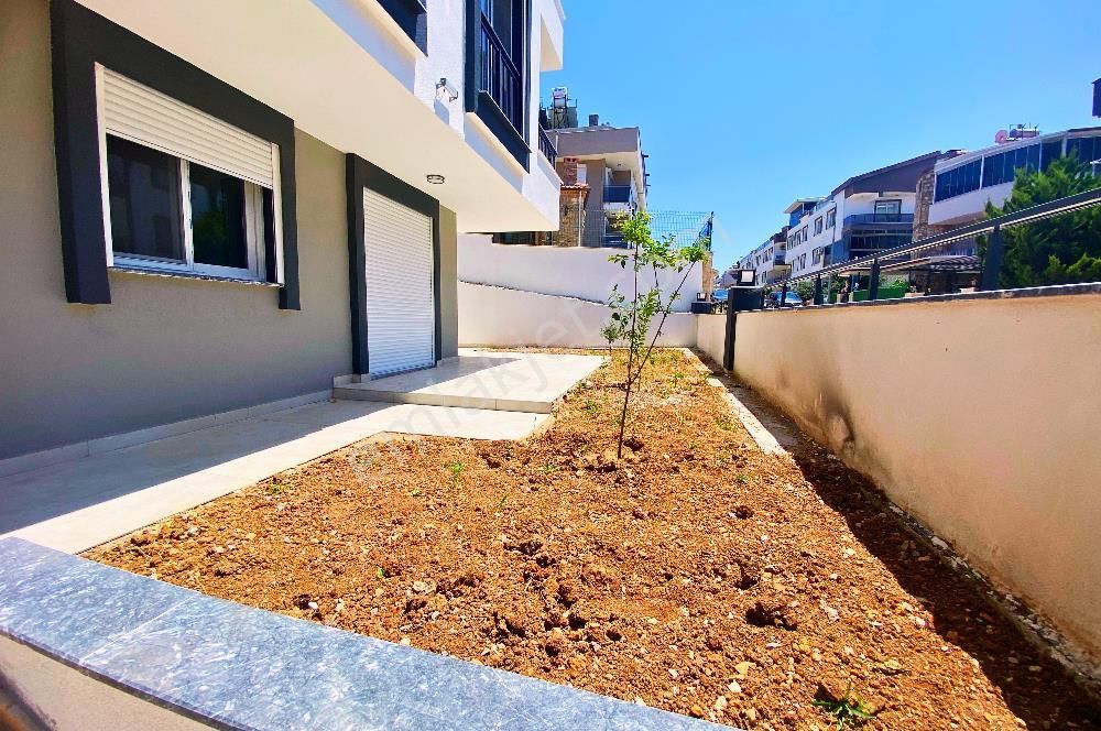 Didim Hisar Mahallesinde, Fener Caddesi Yanı, Asansörlü Sıfır Binada Satılık Köşe 2+1 Daire - Görsel 8