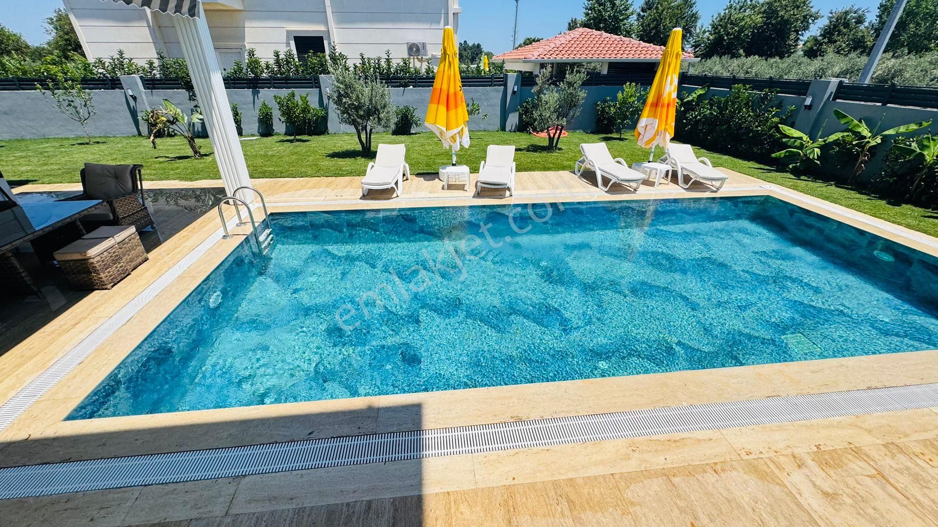 Günlük Kiralık Lüks Havuzlu Villa - Görsel 19