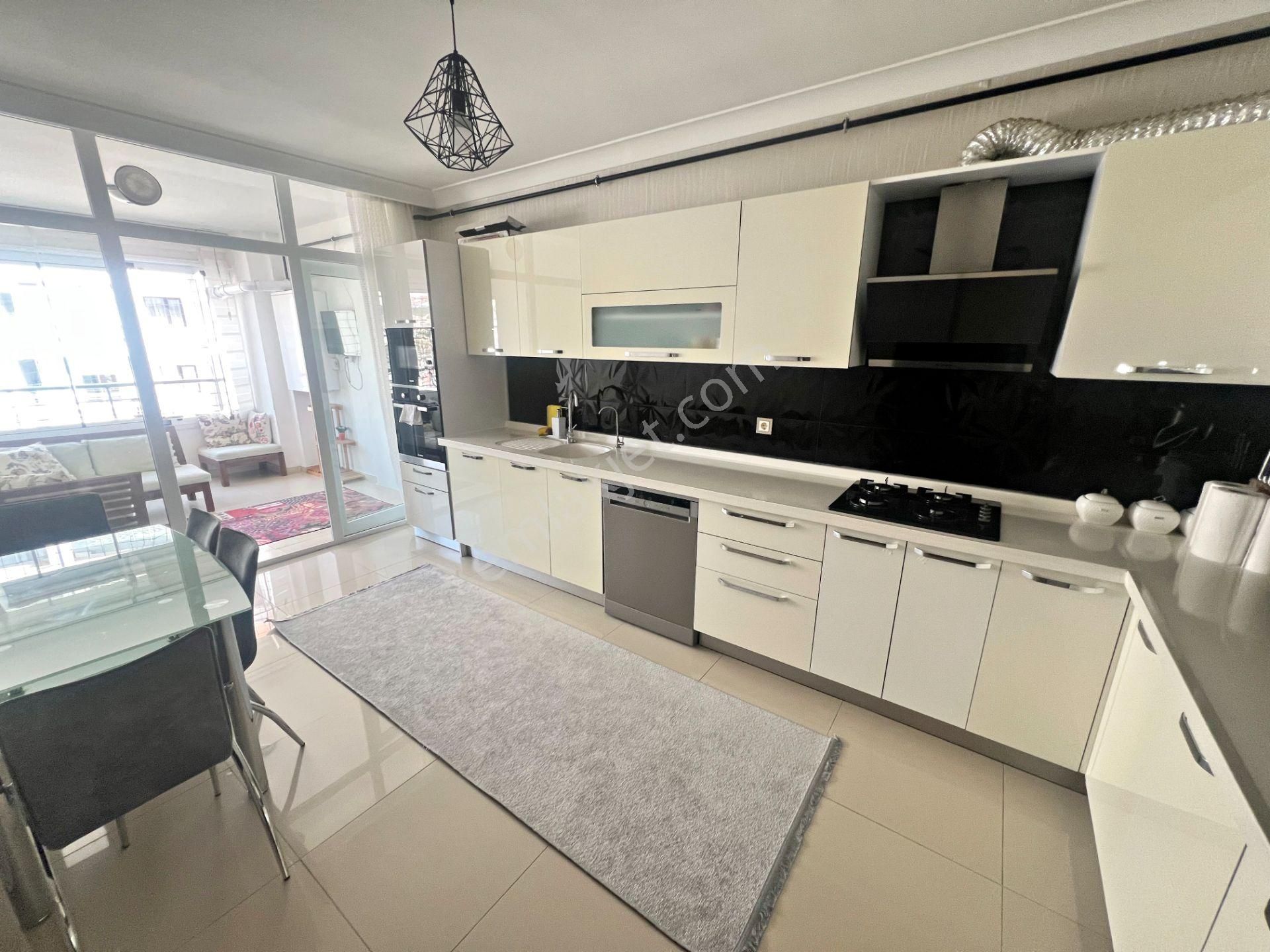 Cihandan Pamukların Düzlüğünde Şehir Hast Yakını 3+1 Daire