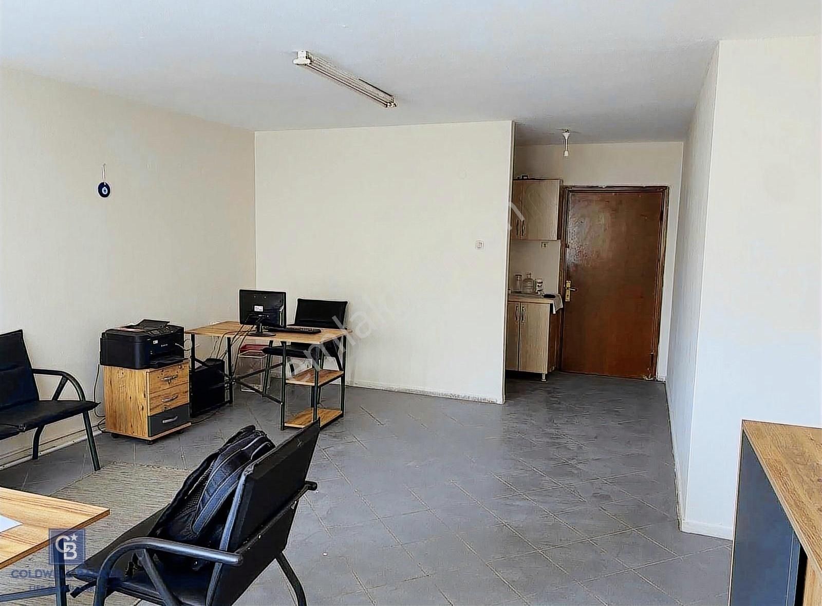 Çankaya Gazi Bulvarında Satılık 44m2 Büro