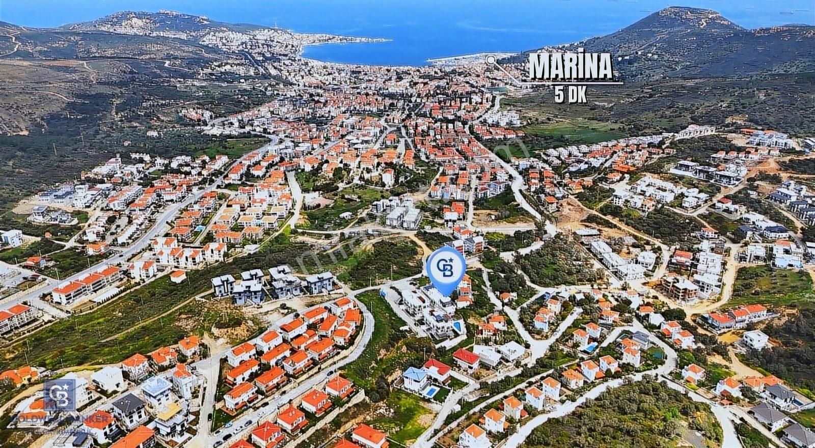 Yenifoça Deniz Manzaralı Bahçeli 2+1 Satılık Dubleks Villa