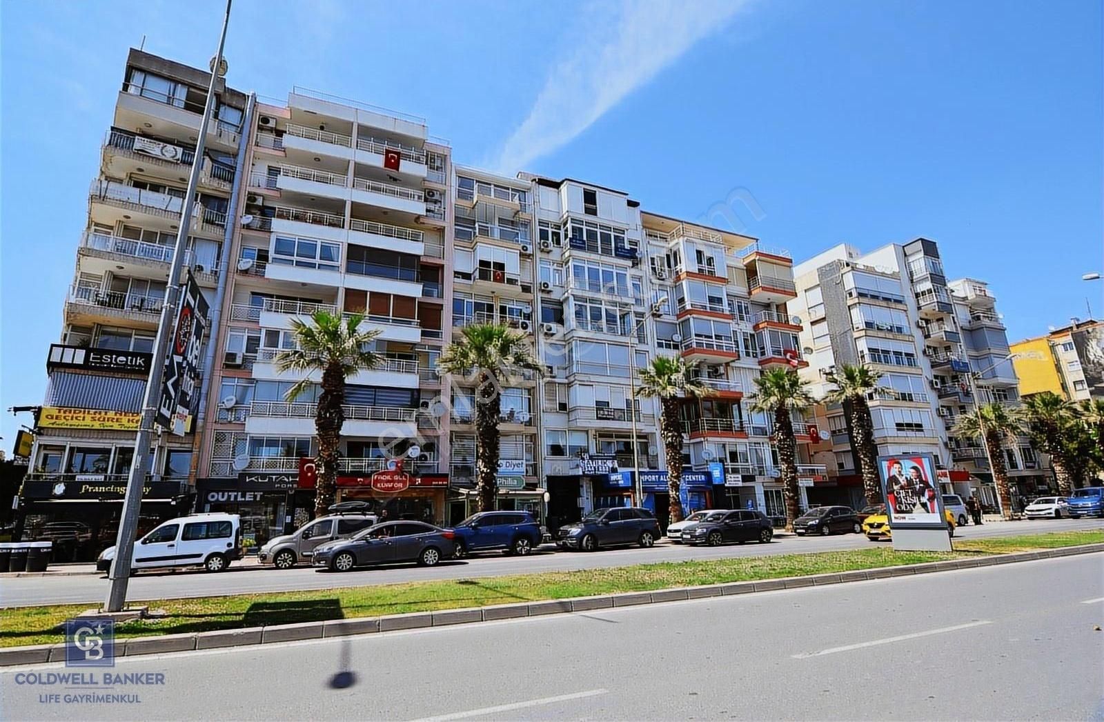 Karşıyaka Sahilde 3+1 Satılık Daire - Görsel 10