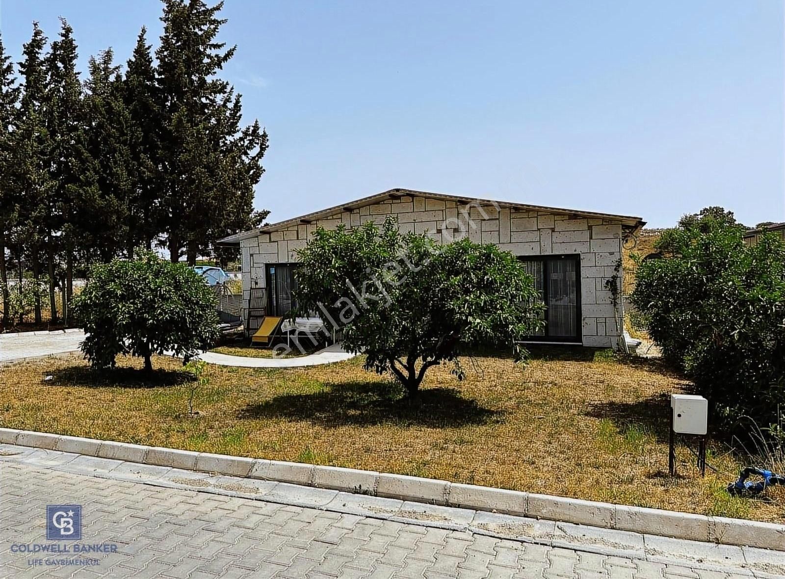 Seferihisar'da Projelendirilmiş Müstakil Girişli Satılık Bahçe - Görsel 12