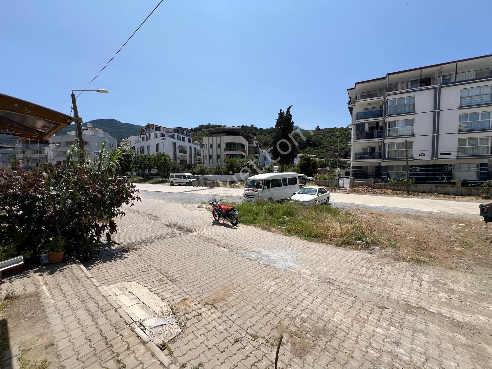 Kuşadası Güzelçamlı'da Satılık Önü Açık Denize 650 Metre Daire