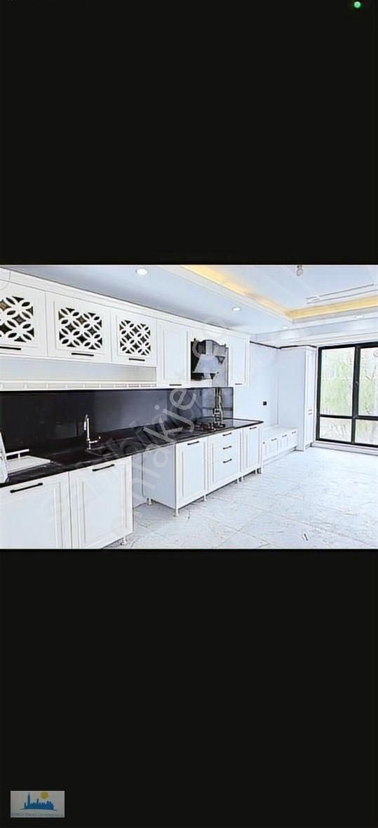 Gültepe Mah Kiralık 4+1 Lüks Site İçi Daire