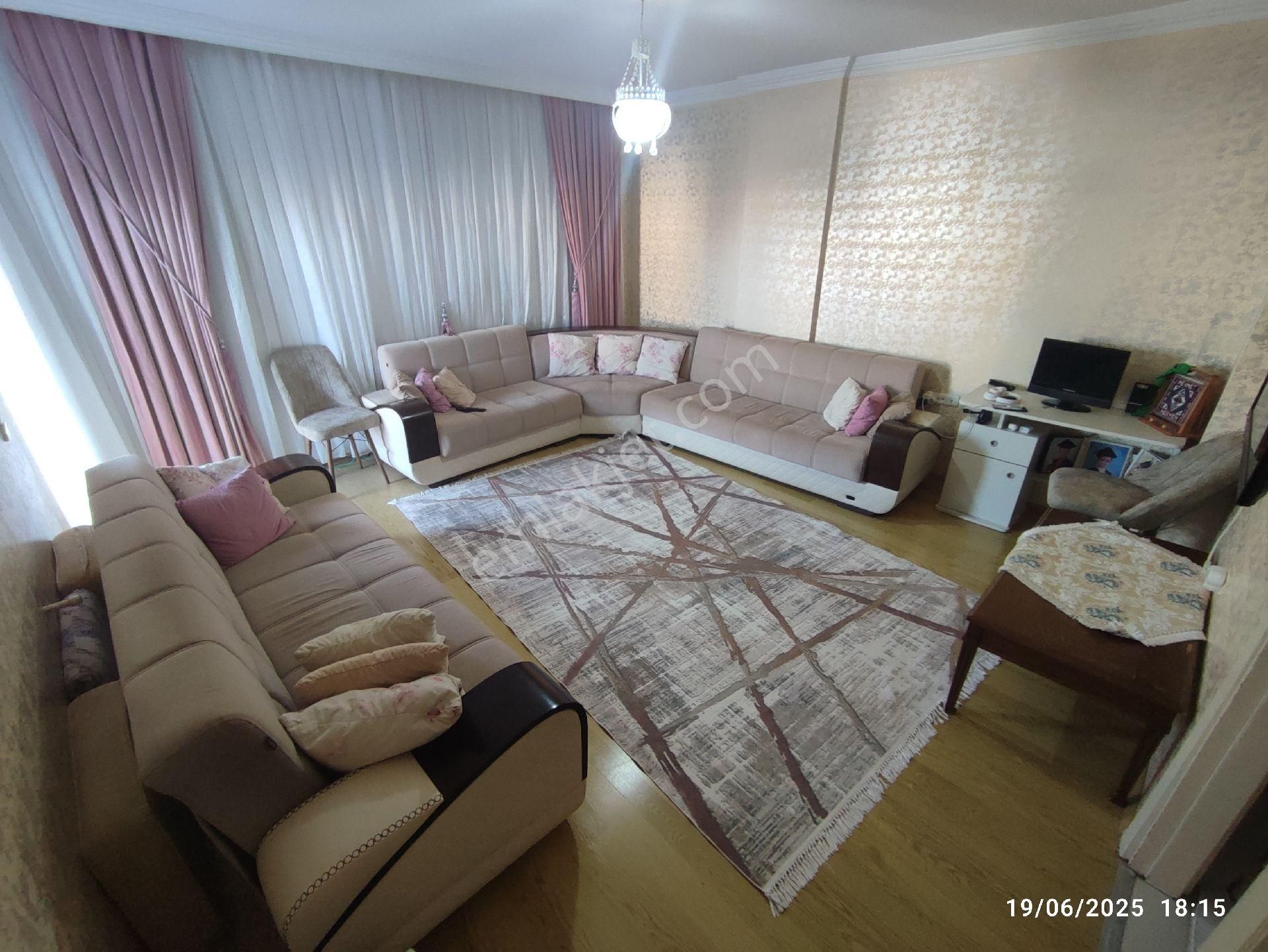 Varsak Karşıyaka Mah'de Geniş 2+1 Satılık Daire