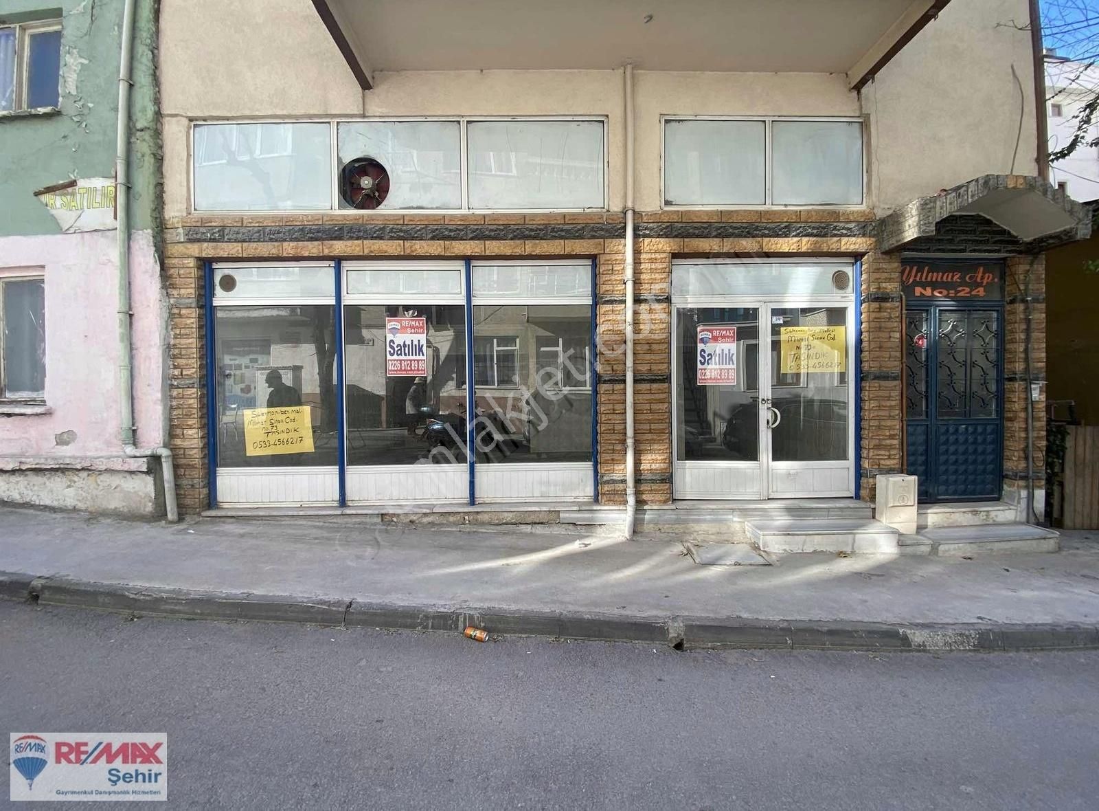 Re/max Şehir Yalova Merkezde Satılık Dükkan