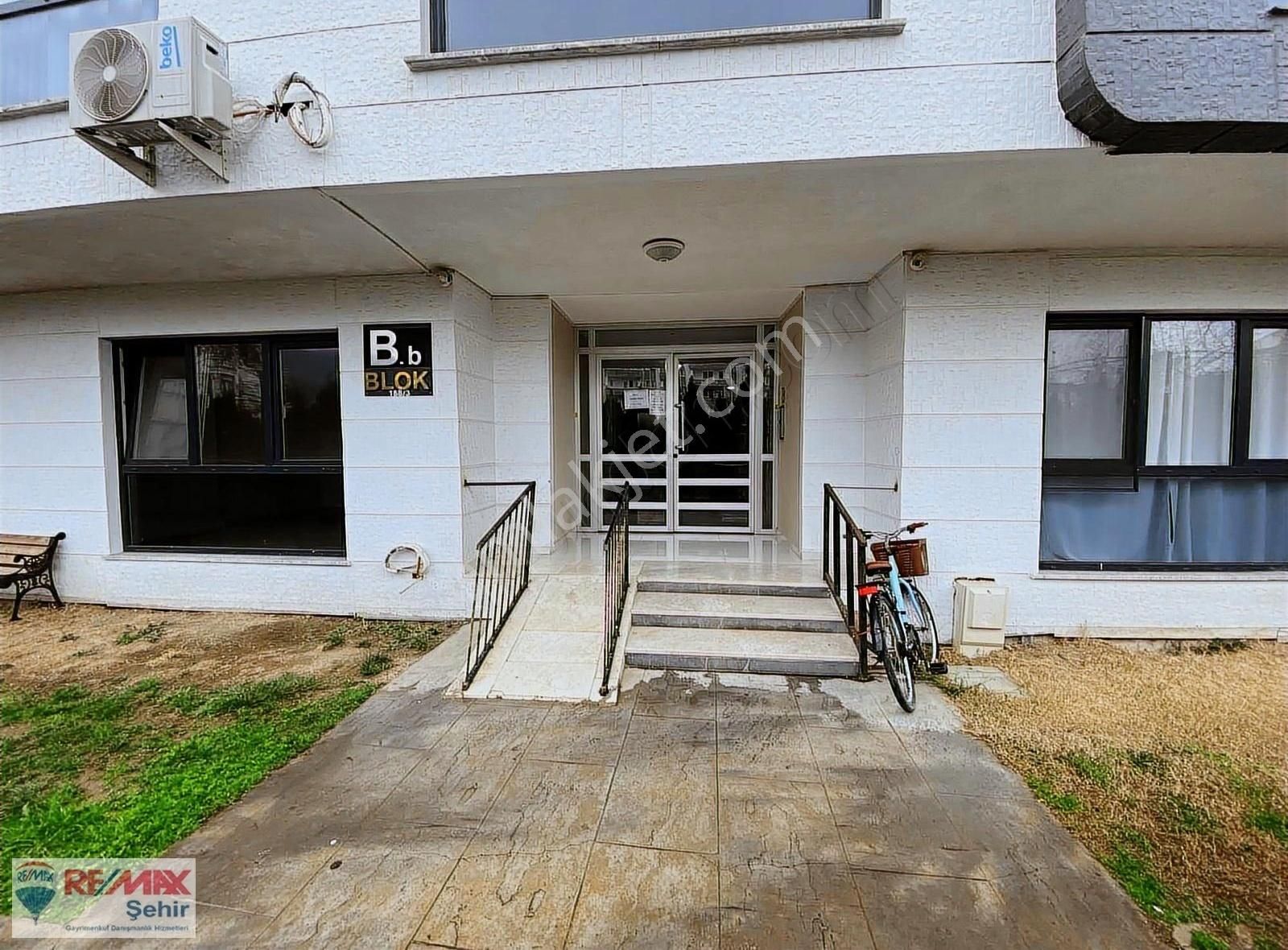 Remax Şehir'den Yalova Çınarcık'da Satılık Daire