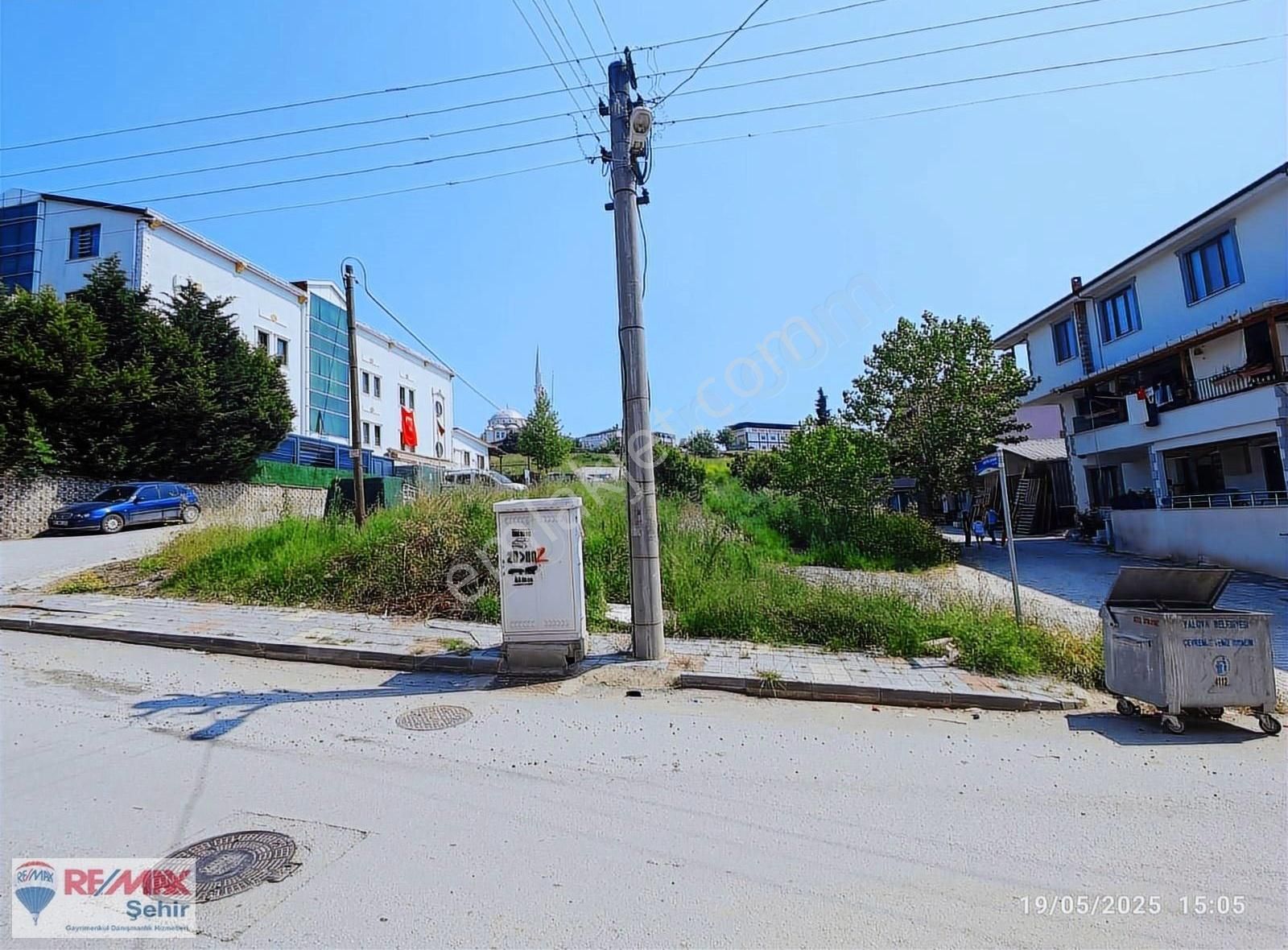Yalova Merkez M.k.p. Mahallesinde Satılık 671m2 Arsa