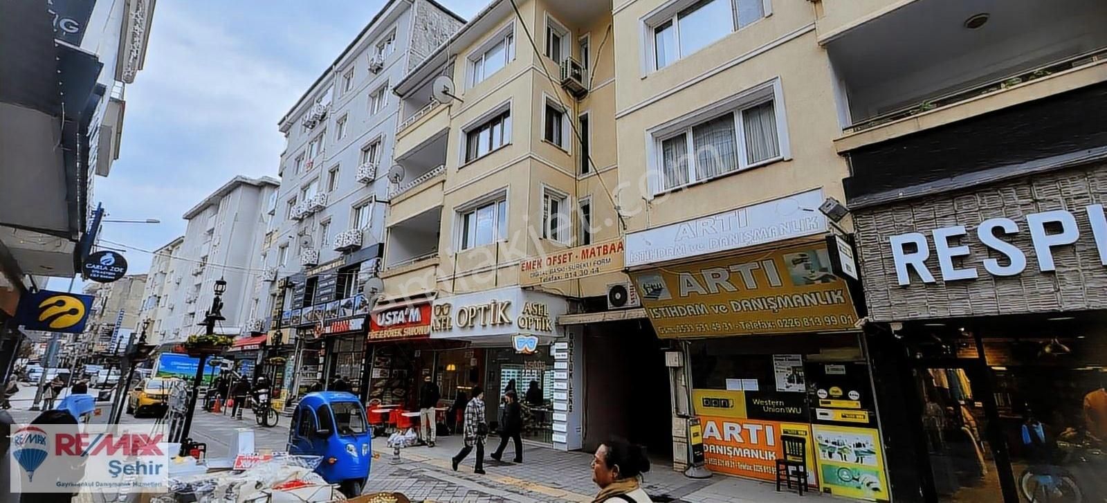 Yalova Merkez'de Kiralık İsyeri
