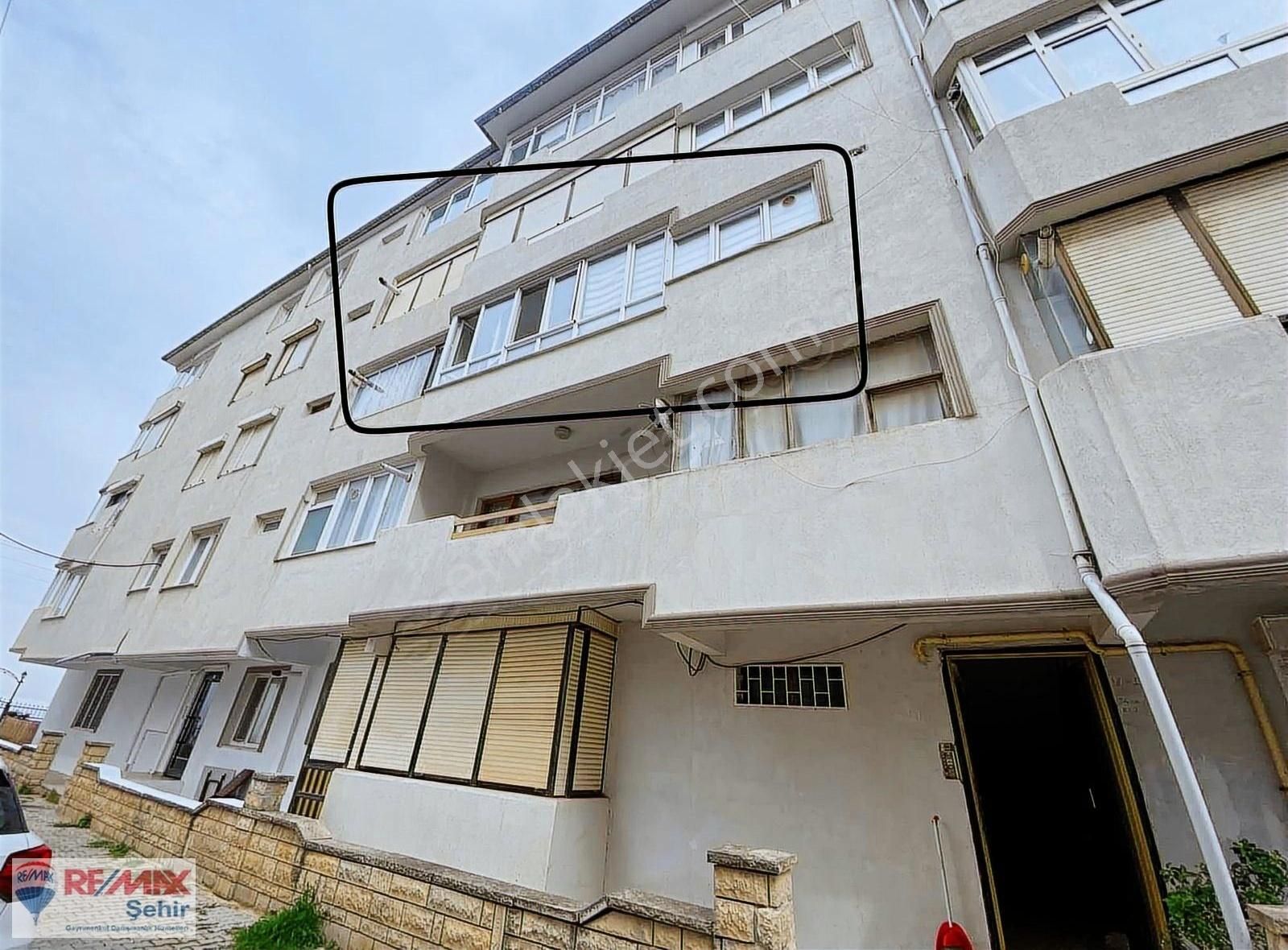 Re/max Şehir'den Yalova Çınarcık'da Satılık Daire