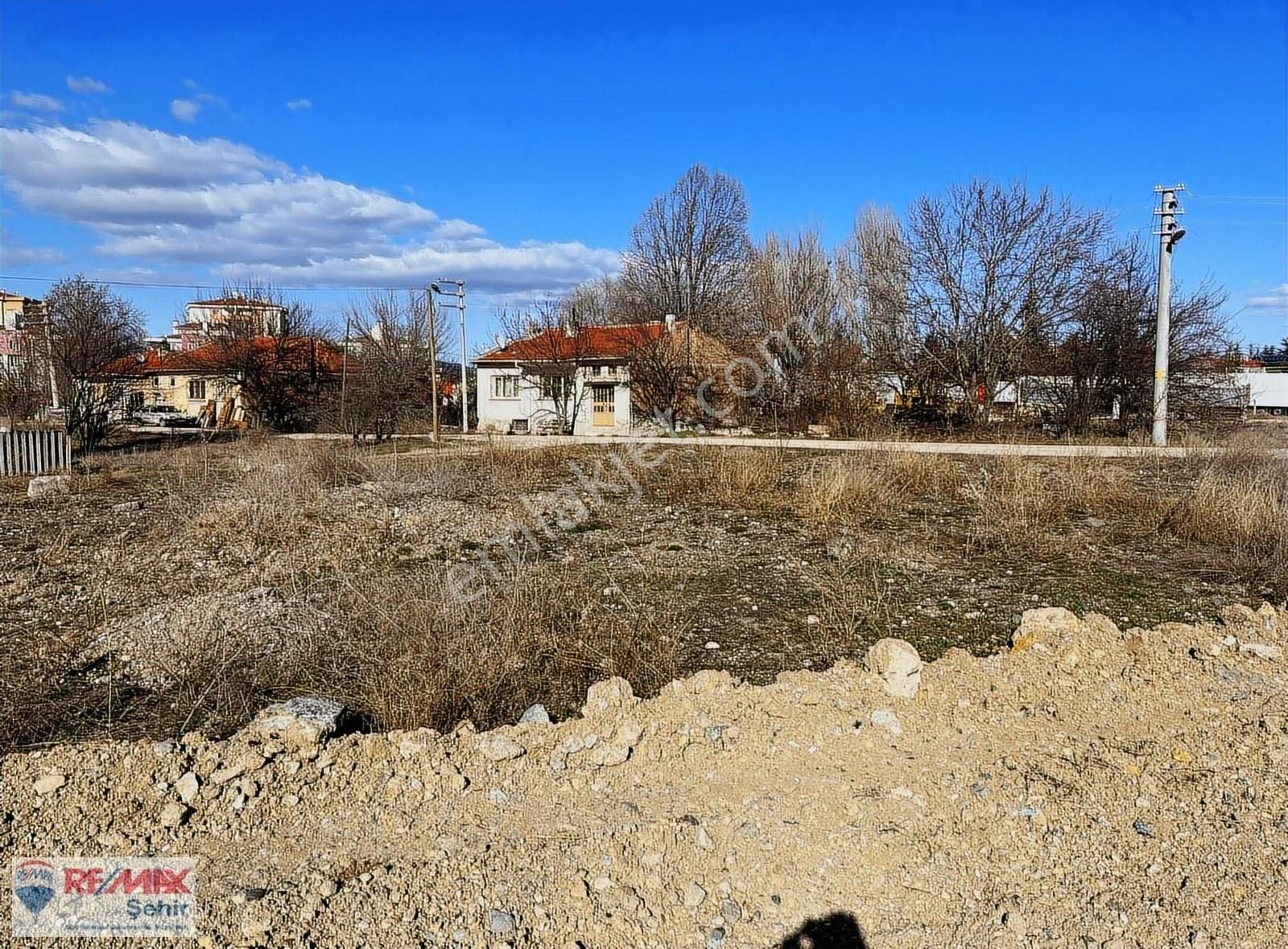 Odunpazarı 71 Evler'de Satılık 8 Kat İmarlı Arsa