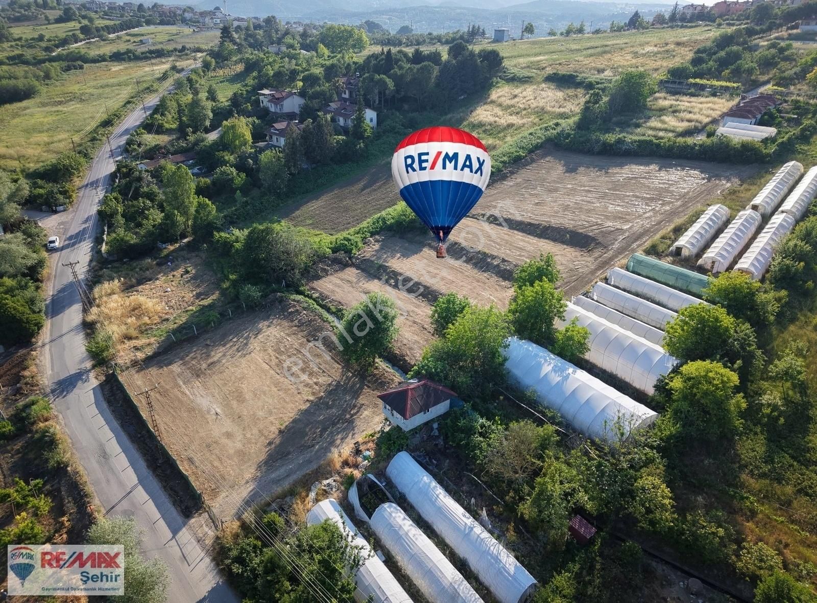 Yalova Merkez Hacımehmet'te Asfalt Yola Cephe Özel Konumlu Tarla