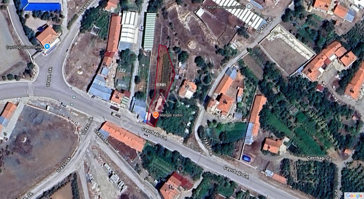 Çayırbağın Da Cadde Cepheli Acil Satılık Bahçe Yeri