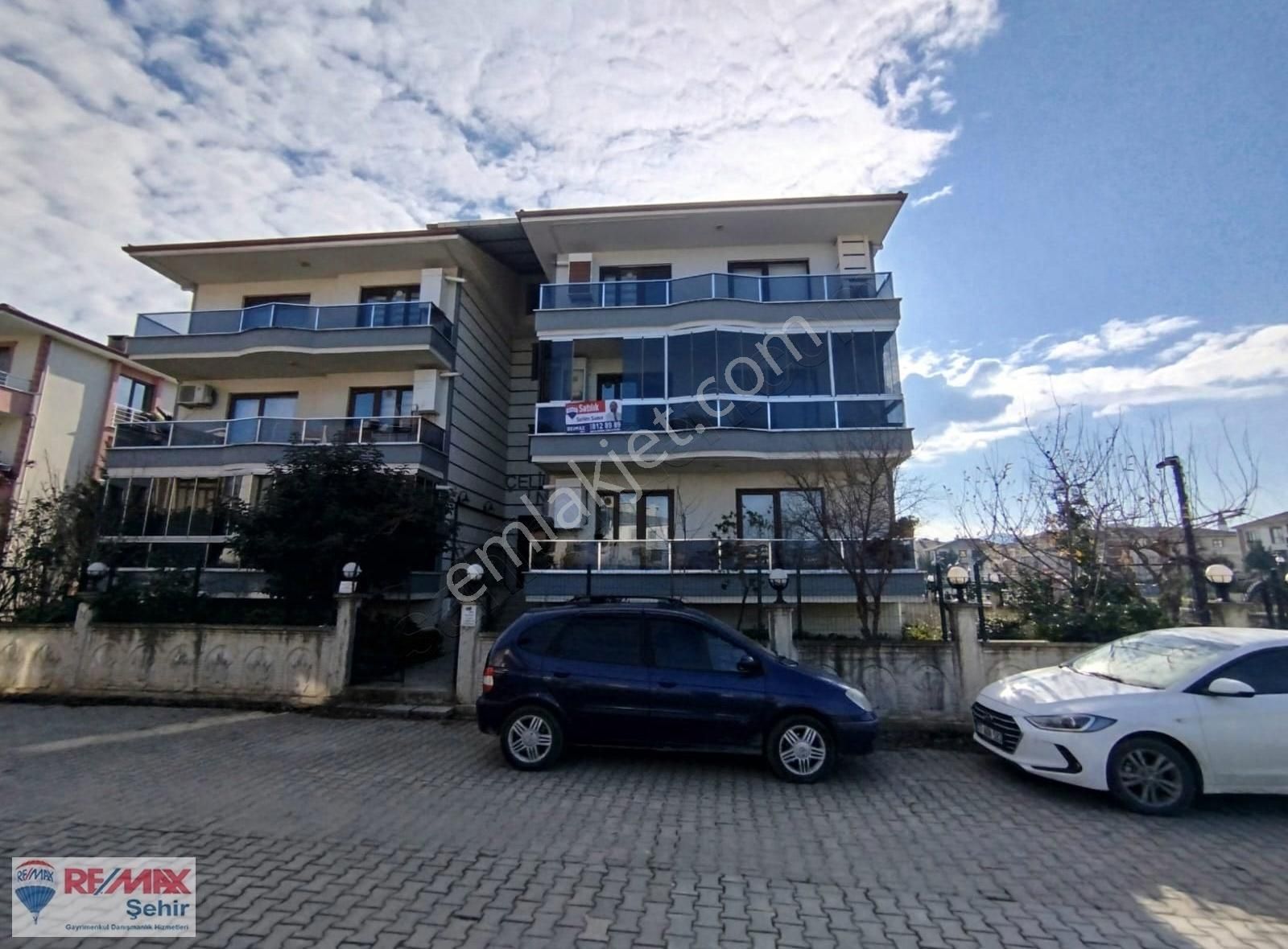 Yalova Merkez Dere Mahallesin'de Satılık 3+1 Daire