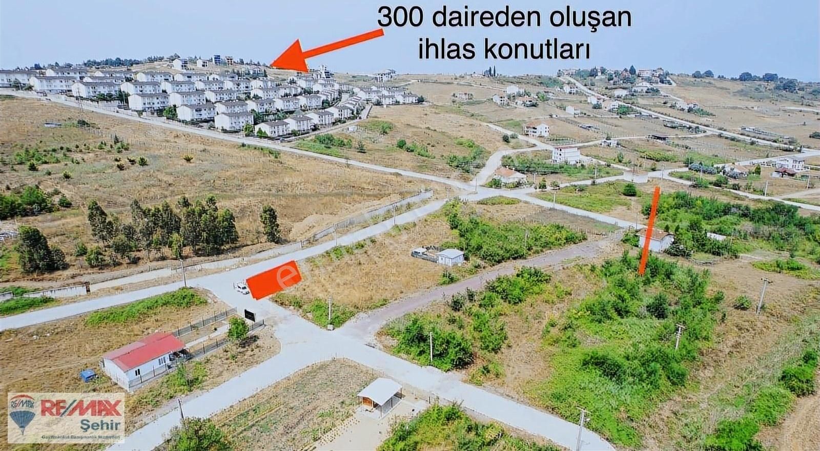 Yalova Çiftlikköyde Satılık 763 M² Villa İmarlı Arsa