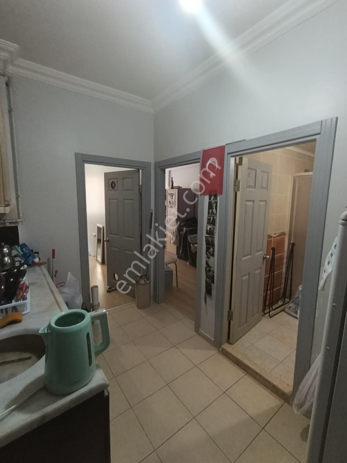 Yenibağlar Silistre Sokak’ta Eşyalı Kiralık 1+1 Daire
