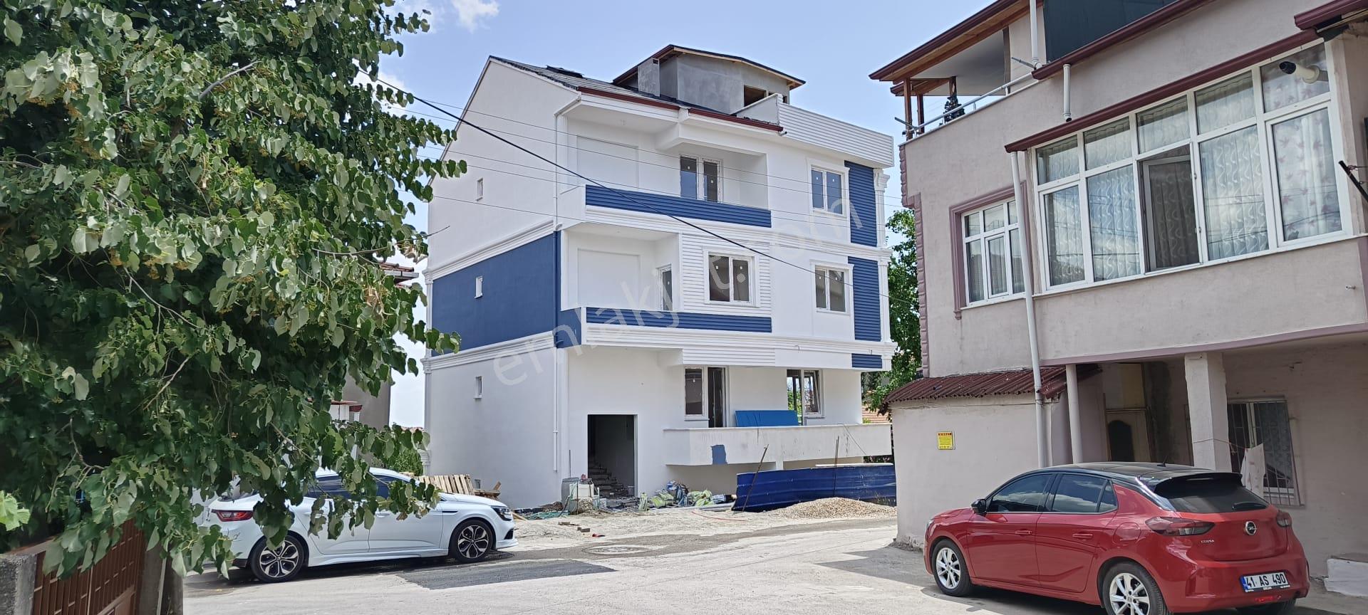 Kaçmaz Emlak'tan Kocaeli Derince'de Satılık 2+1 Arakat Daire - Görsel 12