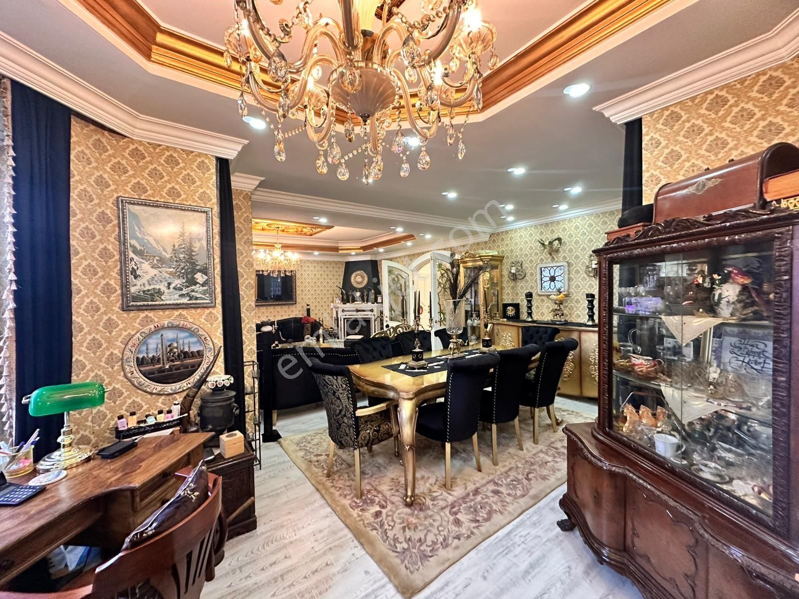 Secret House'dan Ultra Lüx Eşyalı Ara Kat 3+1