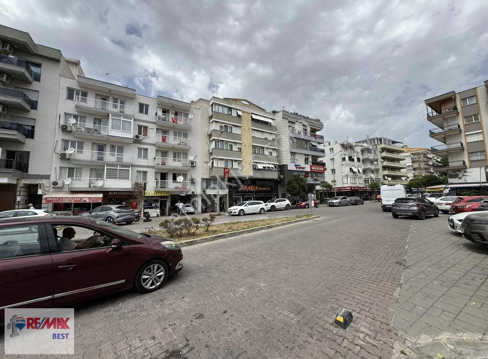 Remax Metin Şimşek'ten Atakent'ye Önü Açık 2+1 K.mutfak