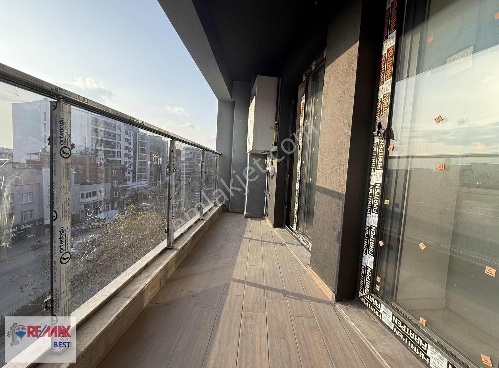 Remax Best'ten Anadolu Caddesin De 4+1 Dublex Kiralık Daire