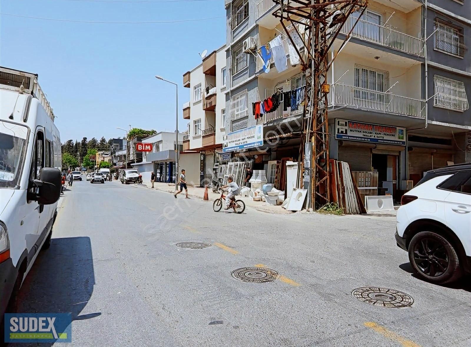 Sudex'ten Cadde Üstü Satılık 114 M2 Dükkan
