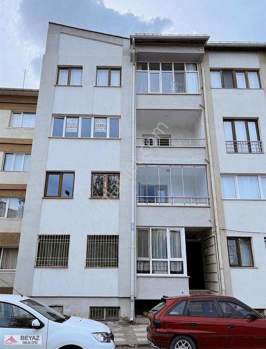 Beyaz Emlak 'tan Akdeğirmen Mah. 3+1 Ara Kat // Yapılı Daire