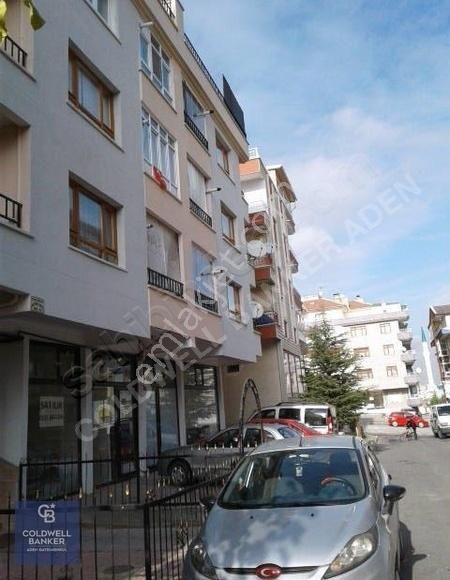Atakent Mahallesinde 3+1 Giriş Kat 95m2 Daire 14.cadde'de