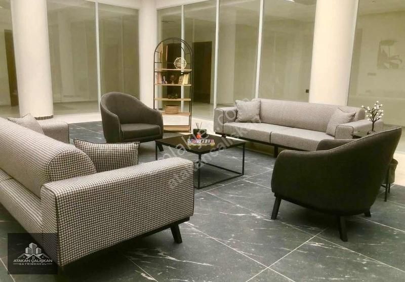 Salihli Organize Sanayi Bölgesinde Otel Ve Köfte Restoranı