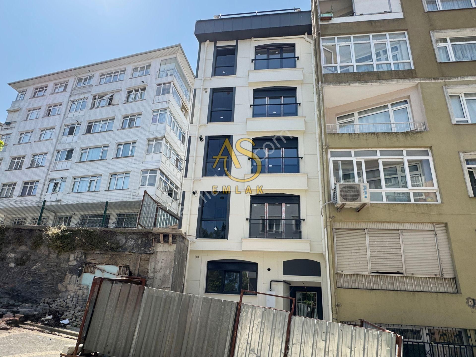 As Emlak'tan 1+1 Sıfır Fıstıkağacı Metroya Yakını Yüksek Giriş