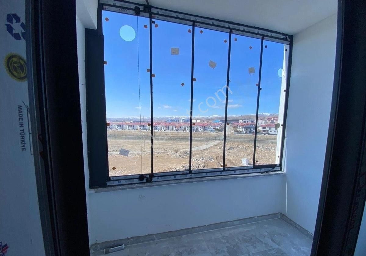 Kars Pusula Emlaktan Satılık 1+1 Daire