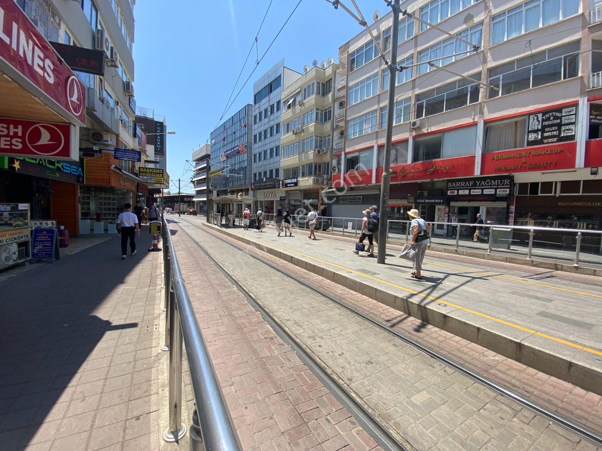 İsmetpaşa Tramvay Durağı Önü Geniş Cepheli Devren Kiralık - Görsel 22
