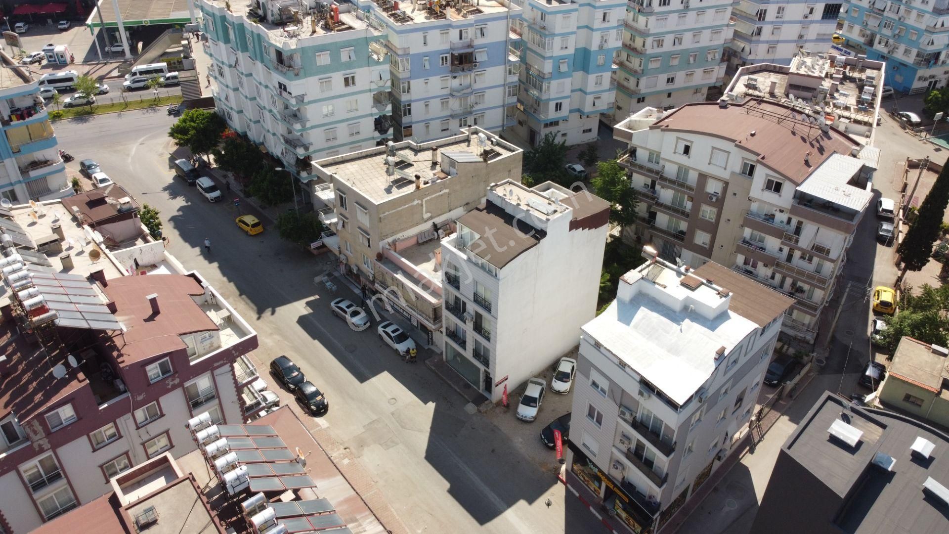 İsmetpaşa Tramvay Durağı Önü Geniş Cepheli Devren Kiralık