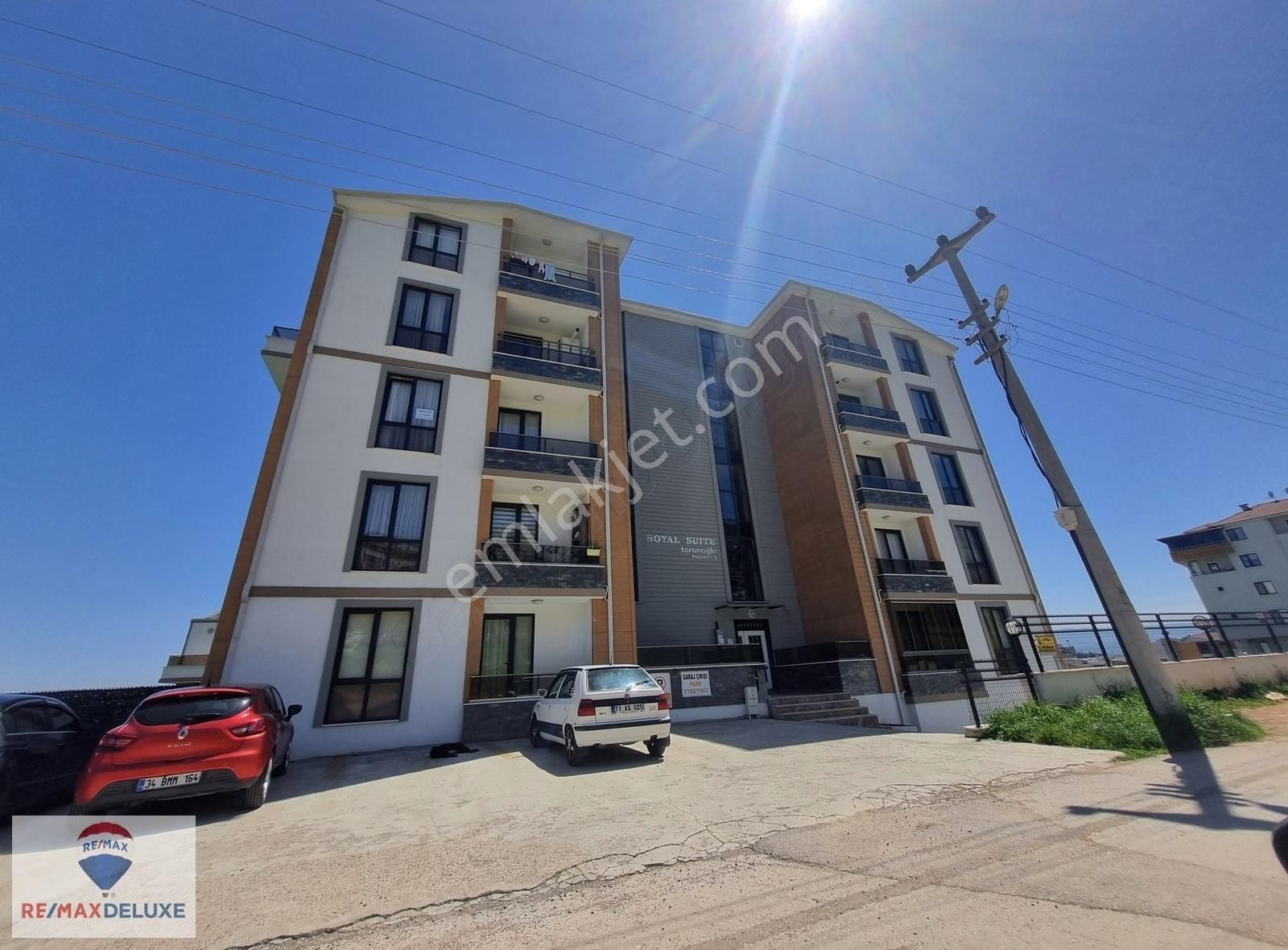 Şehir H. Karşısı Satılık Site İçi 3+1 Bahçe Dubleks Daire