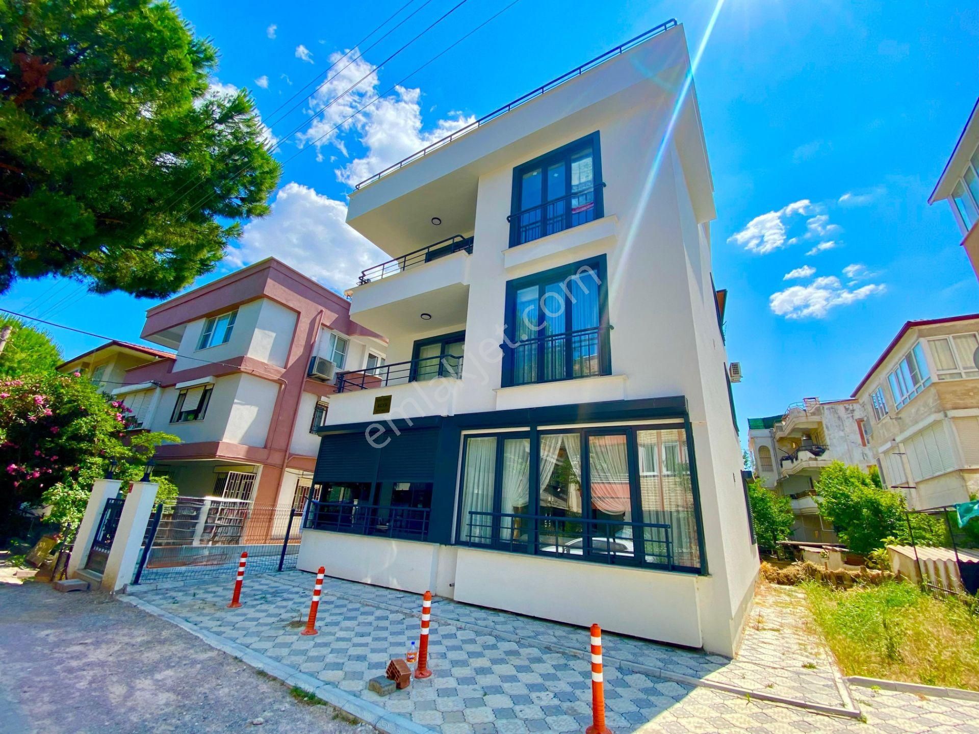 Derya Gayrimenkul'den Sarıkız'da Asansörlü Denize Yakın Konumda Sıfır 2+1 Dubleks Daire