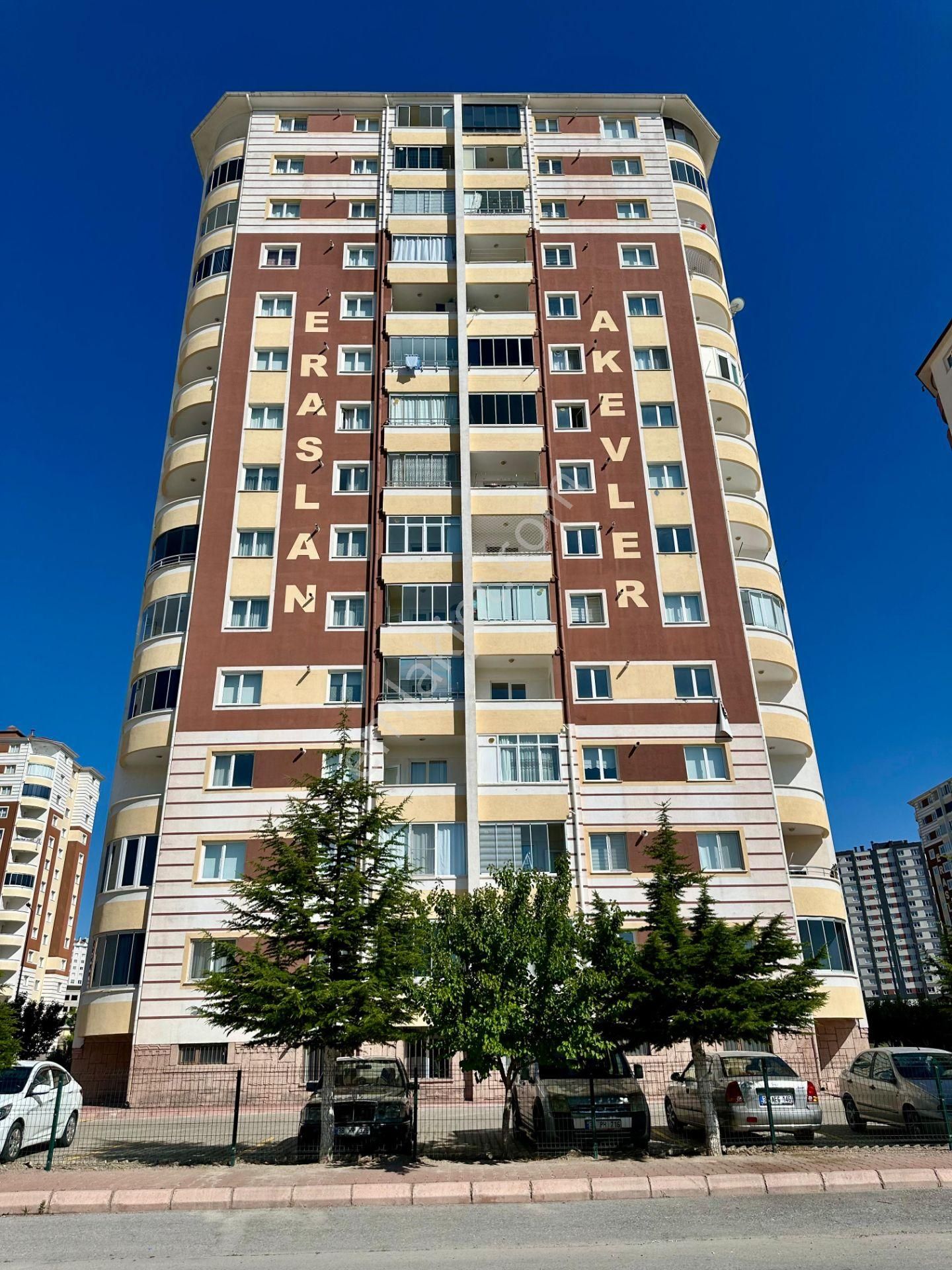 Beyazşehir Ak Evlerde 3+1 165m2 Boş Hemen Oturuma Hazır