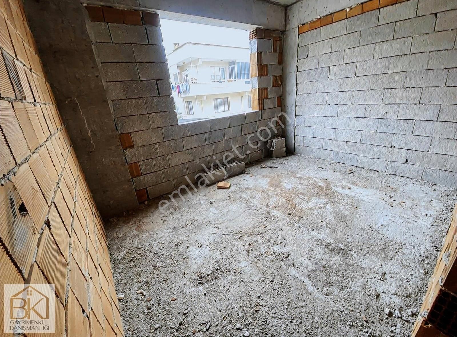 İzmir Selçuk 14 Mayıs Mah Projeden Satılık 2+1 Daireler